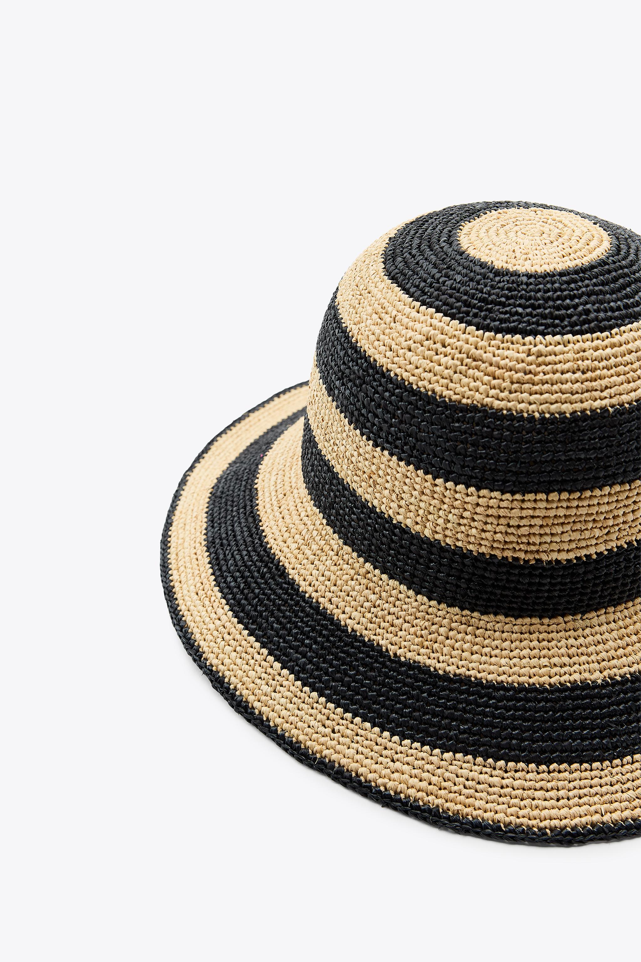 STRIPED BUCKET HAT